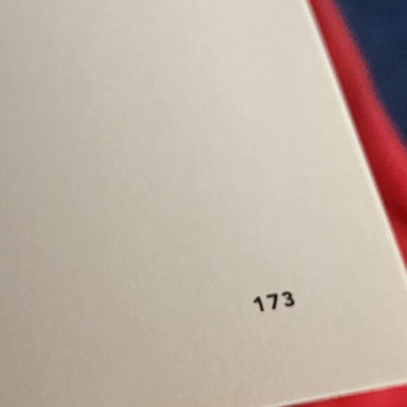 Zone to Win Organizing to Compete in an Age of Disruption by Geoffrey A Moore - Picture 15 of 16